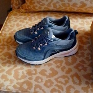 Ryka belong walking shoes